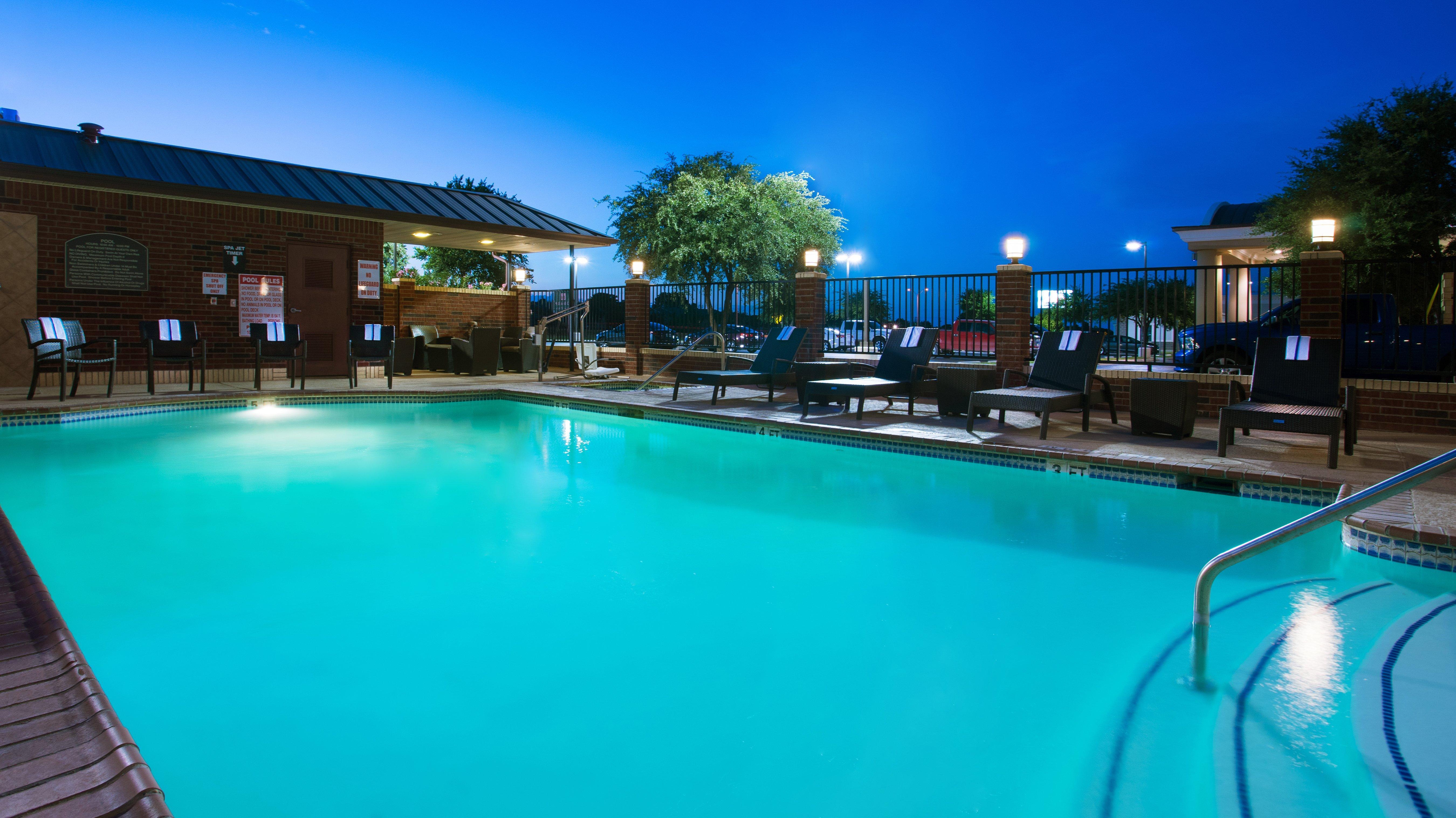 Holiday Inn Express & Suites Midland Loop 250 By Ihg Ngoại thất bức ảnh