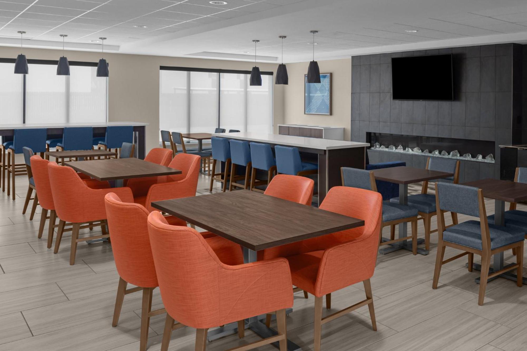 Holiday Inn Express & Suites Midland Loop 250 By Ihg Ngoại thất bức ảnh