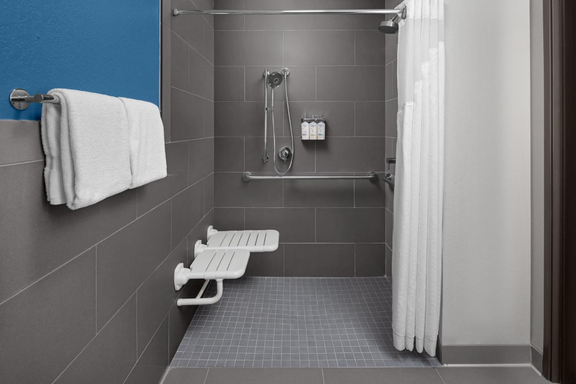 Holiday Inn Express & Suites Midland Loop 250 By Ihg Ngoại thất bức ảnh